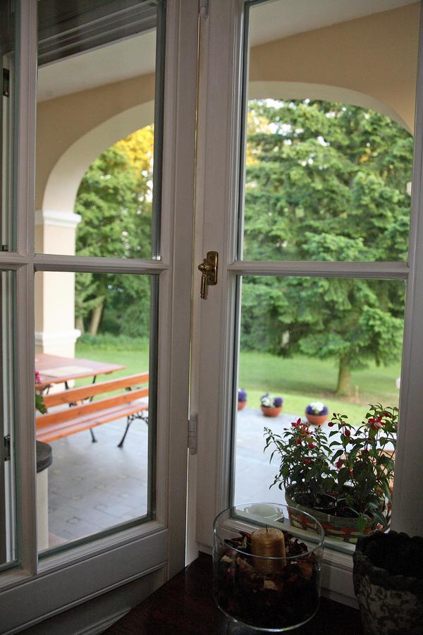 Dwor Bieland Bed & Breakfast Elblag Exterior photo